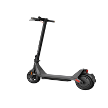 Xiaomi skuter 4 Lite (2nd Gen) domet 25km, 10" točkovi motor snage 300W