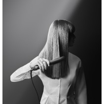 Rowenta SF161LF0 pegla za kosu Karl Lagerfeld – 30 mm keramičke ploče, 2 temperature (180 °C/200 °C), automatsko isključivanje, 