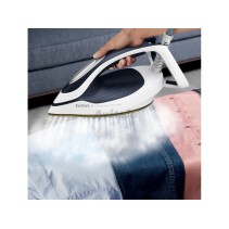 Tefal GV9712E0 – Parna stanica 7,7 bara, kompaktna kuhala za vodu.